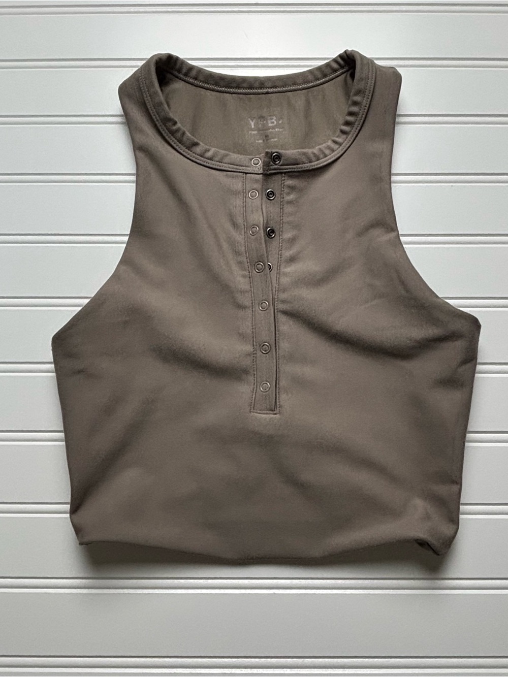 YPB Beige Athletic Tank Top XS Cropped Sleeveless Snap Front Activewear